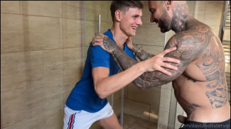 Davidhollistervip channel