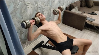 0gly6e8kpjzfxm8xuc5vz Source video