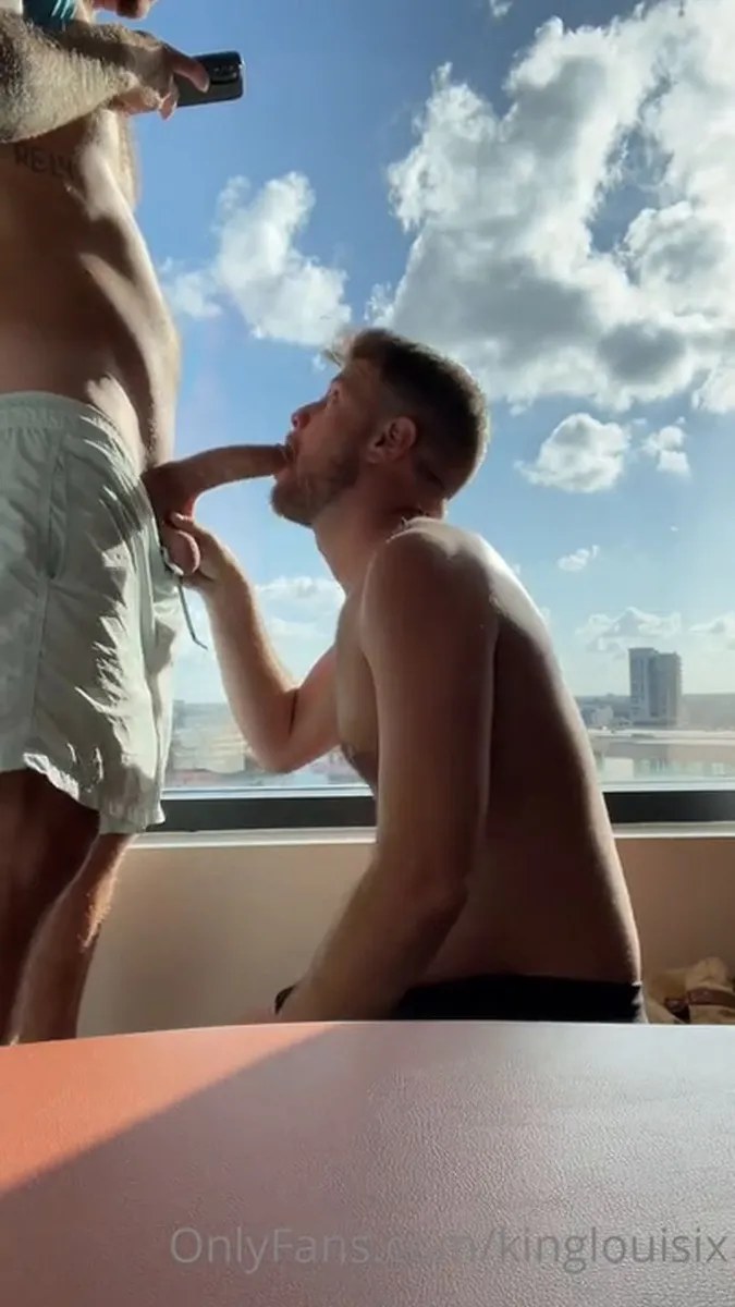 Tom Sucks Louis's Dick 4 video