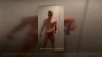 F0ea5a30 2efe 471f Ad5e 7442fe916831 video