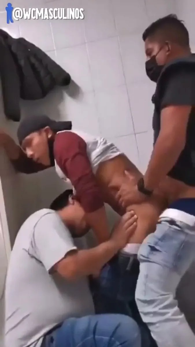 Exhibitionists   Banheiro Restroom Bathroom Public Wc Part 10 (85) video