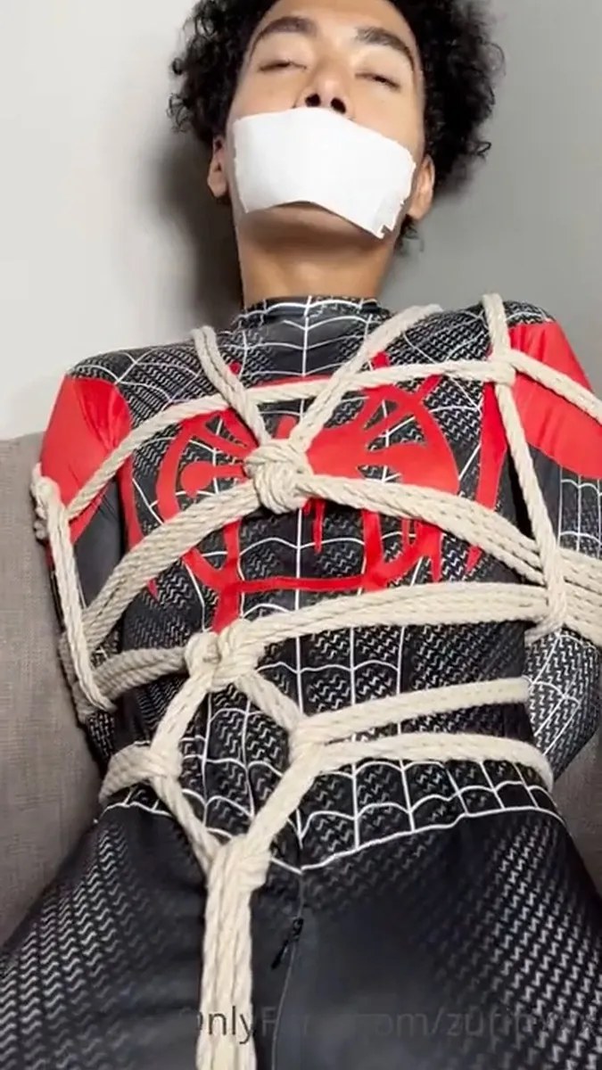 Zurinxxx (8) video
