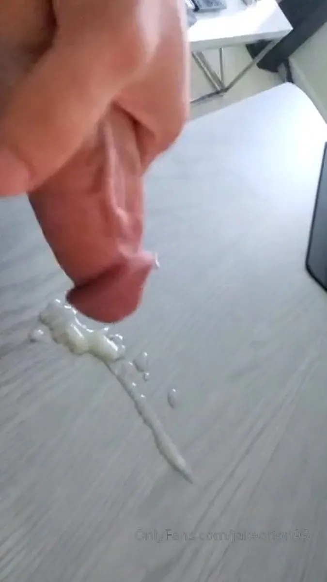 5d667c8d49fb62728de7c Source video
