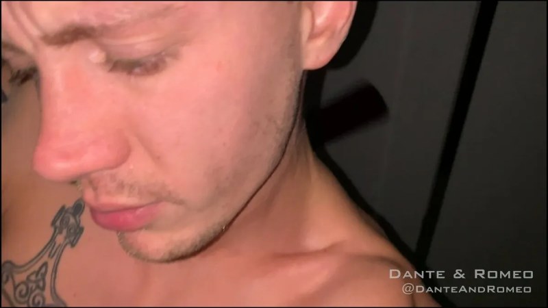 D (2) video