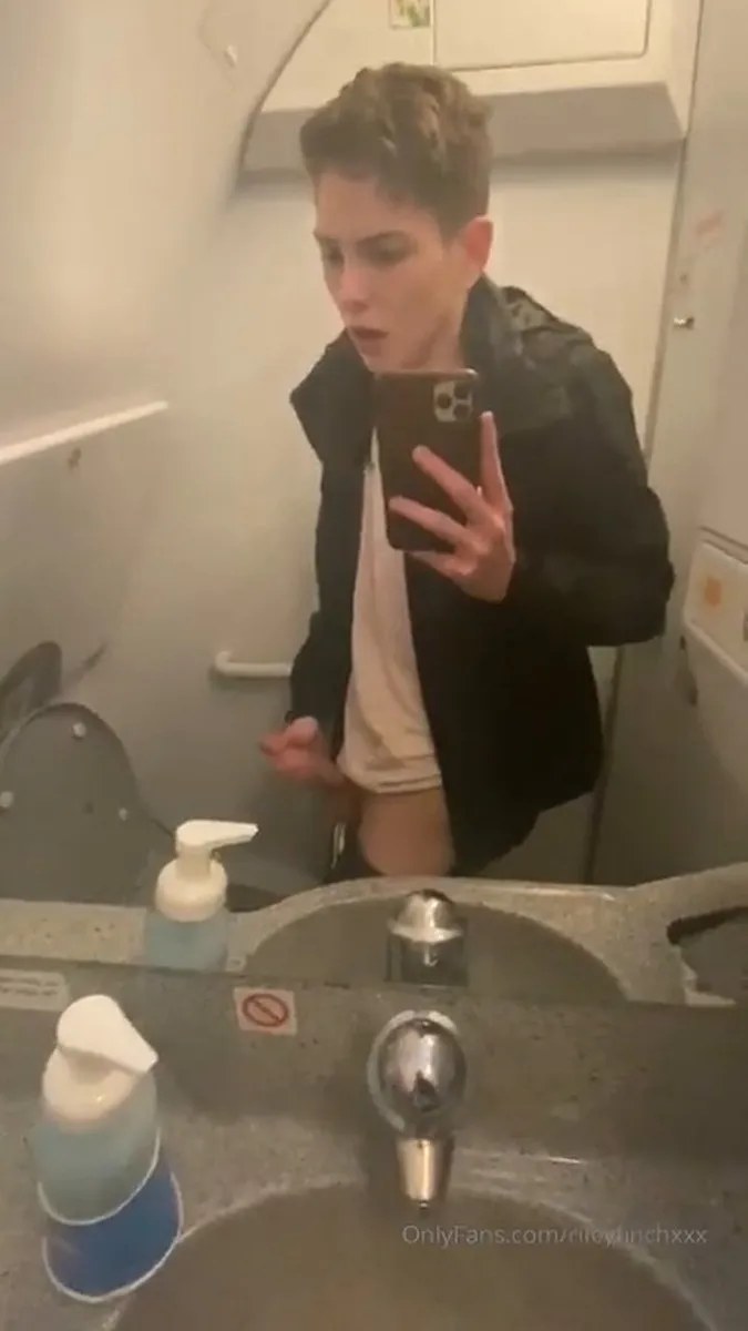 OnlyFans   Rileyfinchxxx 004 video