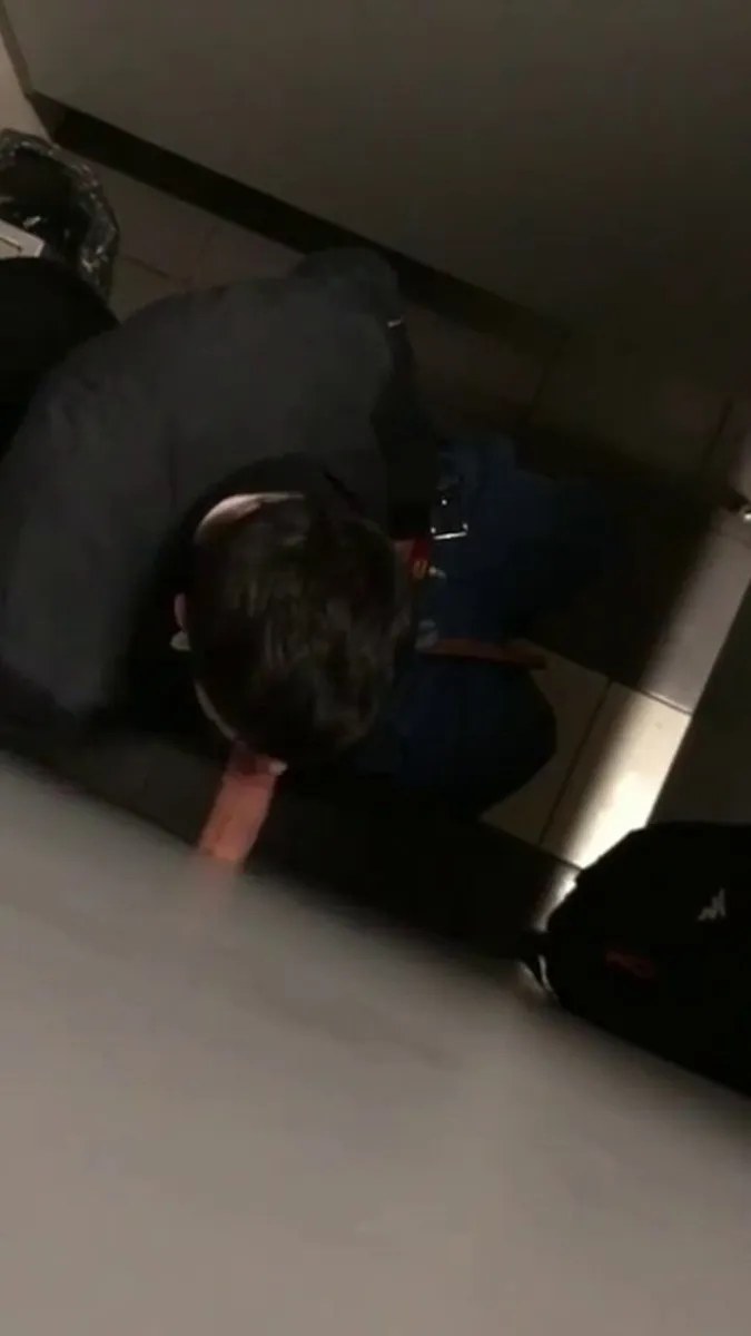 Exhibitionists   BANHEIRO RESTROOM BATHROOM PUBLIC WC PART 10 (114) video