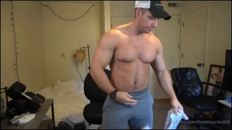 Hotmuscles6t9 0606 video