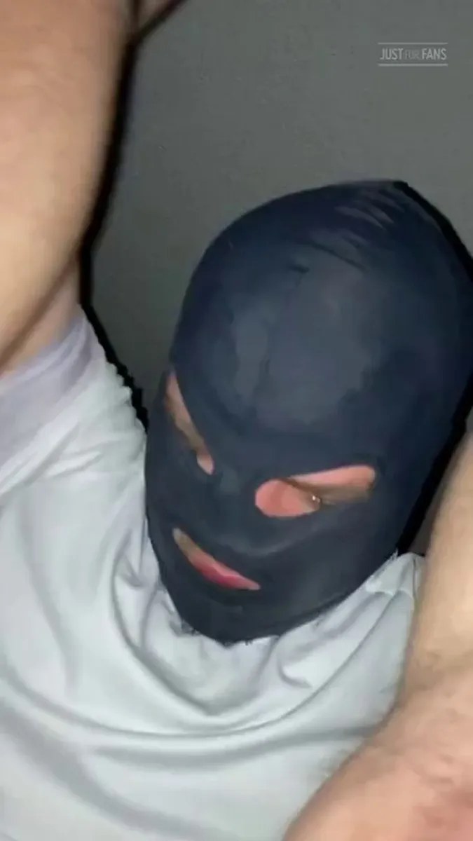 Later In The Evening One Of The Two Guys From The Video Uploaded On 01 July Came Back To Fuck My Ass Again He Is East European And I Would Describe Him As A Real Pig He Was Hungry To Eat And Fuck My Well video