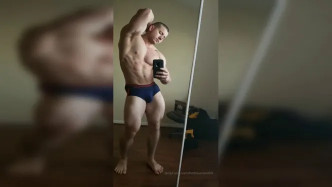 Hotmuscles6t9 1117 video