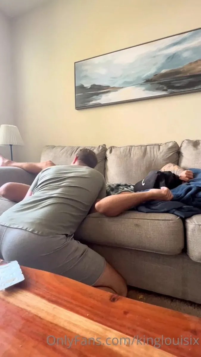 Louis And Tom Suck Each Other's Dick video