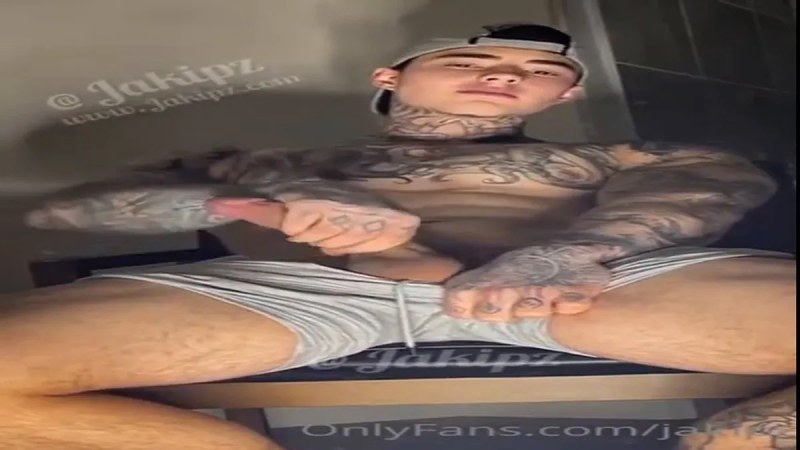 Late Night Jerk Off After Gym video