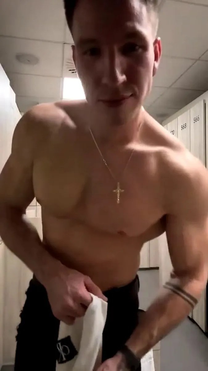 EH8G8UxLtECI6y1eLqZh3LzJdeZhsr62 video