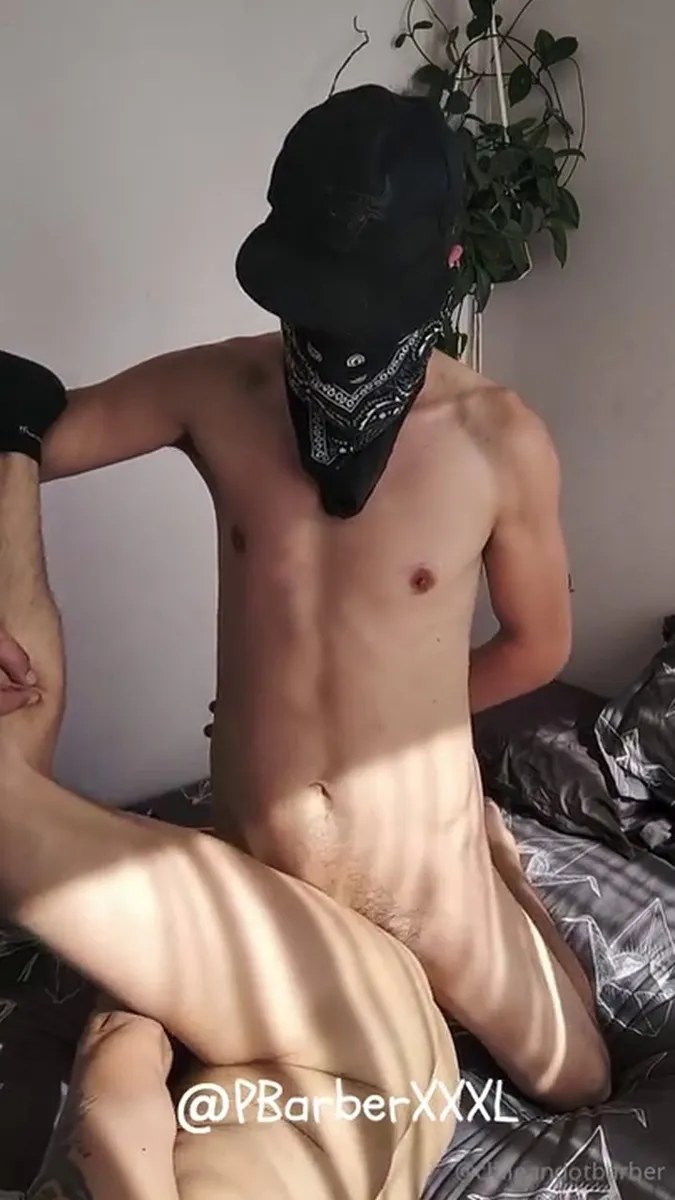 0hkzz324eeulpn3qspnc3 Source video