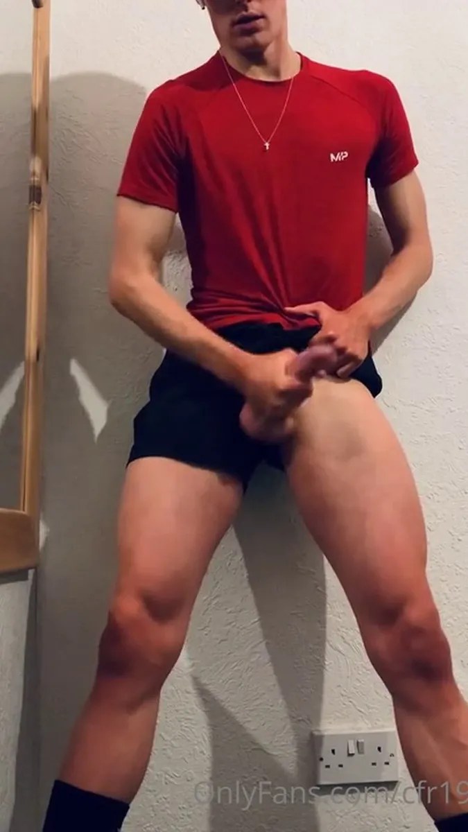 0gn3zk68hmm21nu13bvo0 Source video