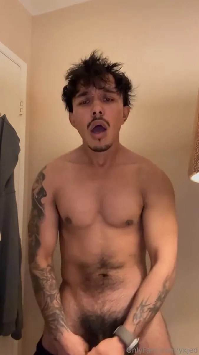 0hw66eewazad7rf5bxb01 Source video