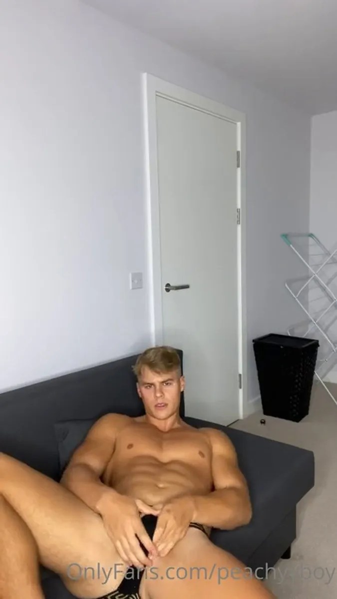P (49) video