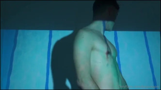 0hq4dmft130j8zgse91ag Source video