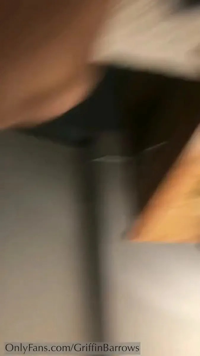 0h4s2cv4hngovewgjbuug Source video
