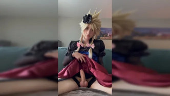 Cloud (Final Fantasy 7) In Drag Cosplay Pt1 video