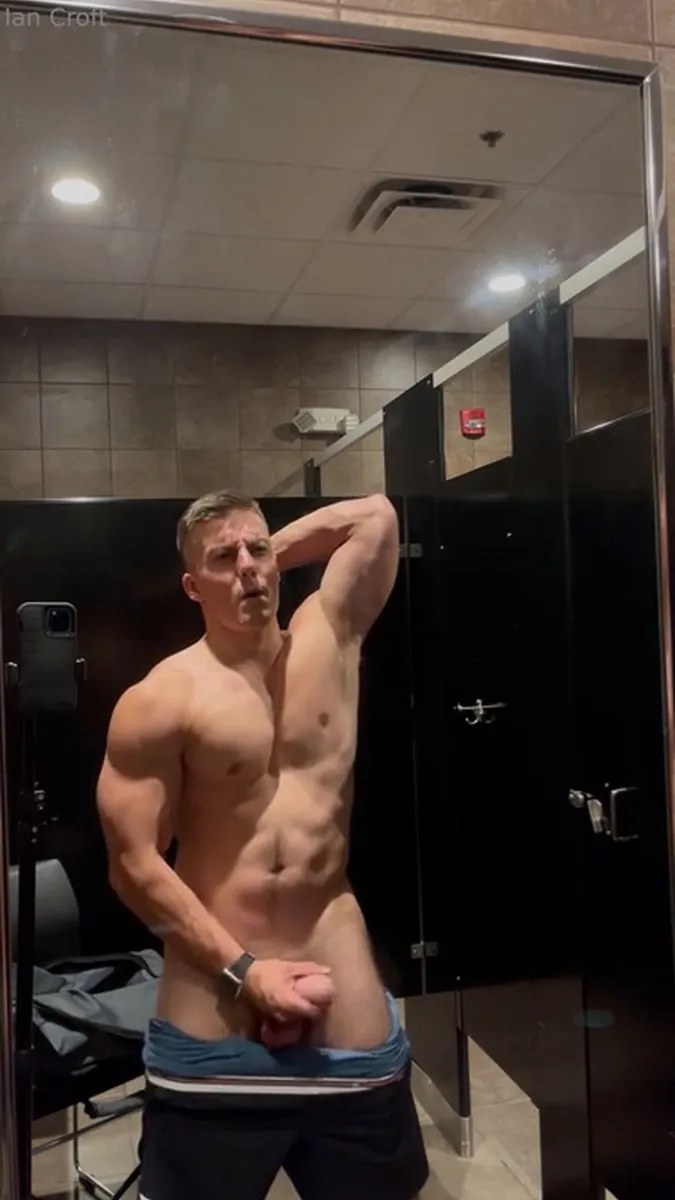 Gym Flexing With Some Cock Action. I Really Juiced My Arms Today And Flexing Tired Them Out So Fast video
