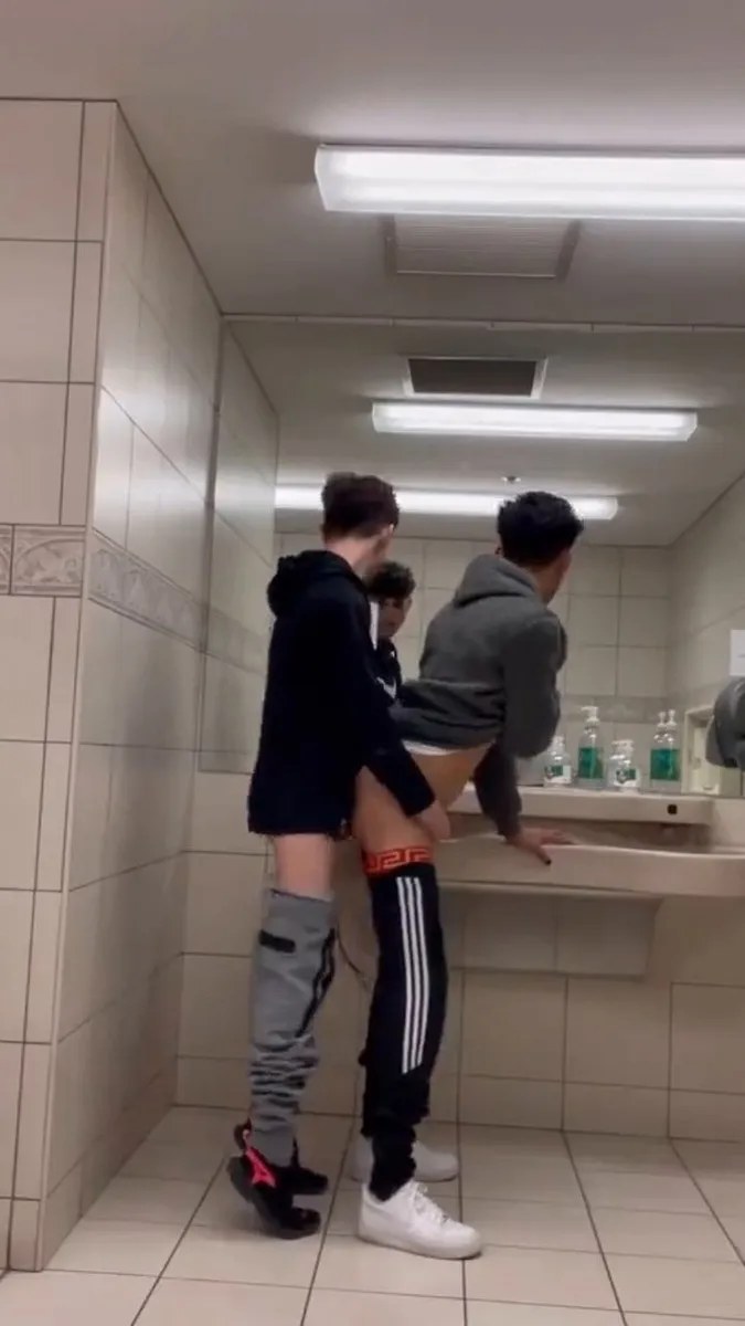 Exhibitionists   Banheiro Restroom Bathroom Public Wc Part 10 (174) video