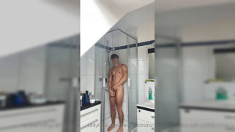 Benjamin Hilton (19) video