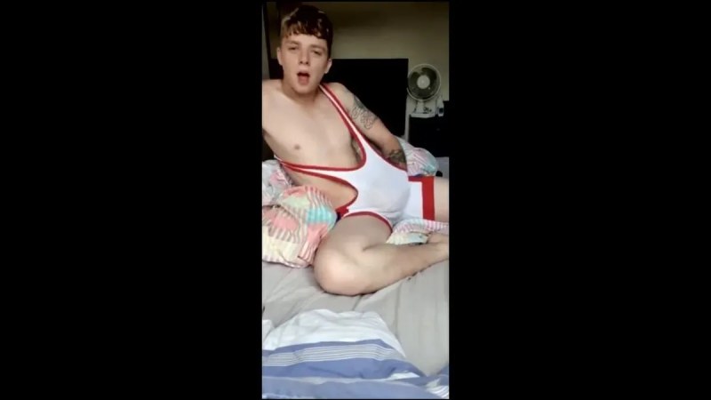 Caught Me Masturbaiting At Work 4 video