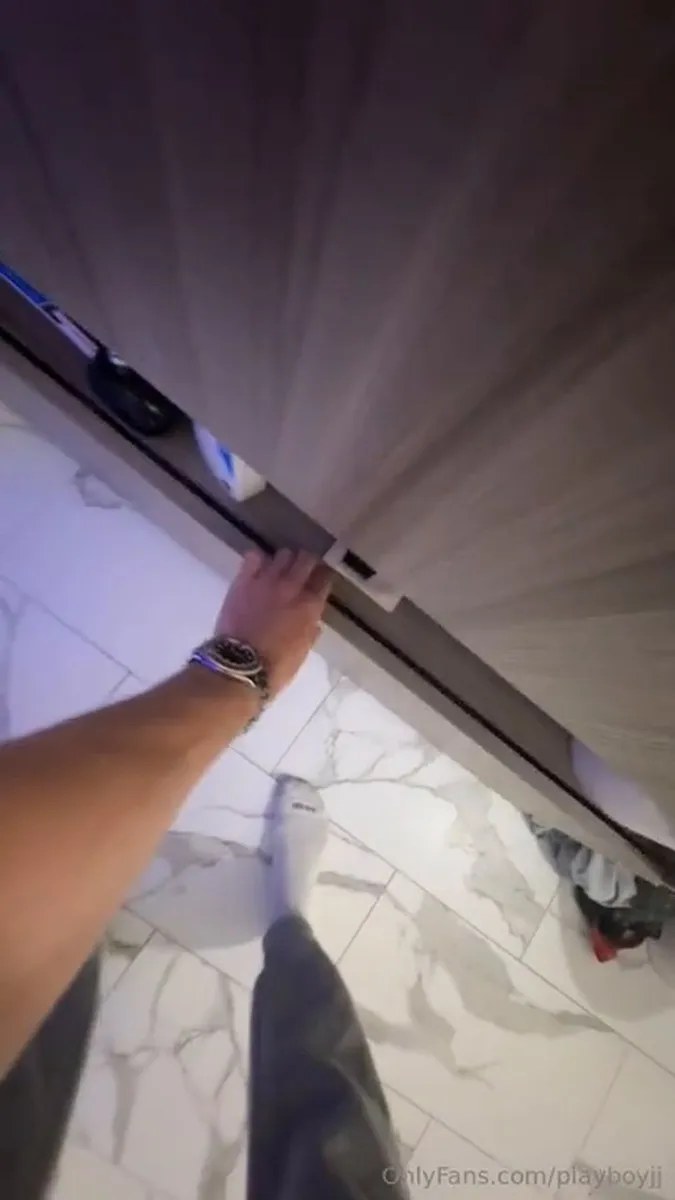 0ht4oysgftbfoziywzwqk Source video
