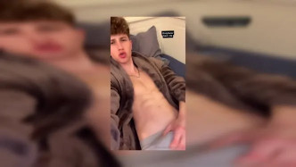 0hxez1r80ewiqojh7dj4e Source video