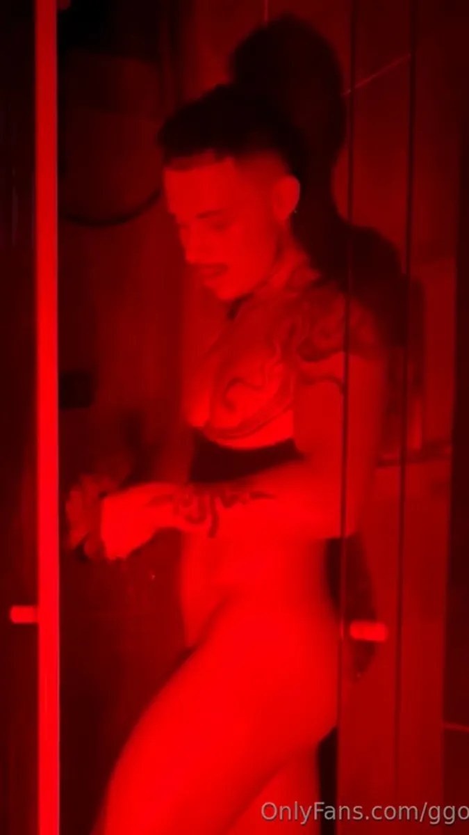 0hmtjheis6c3x8tsb3zu0 Source video