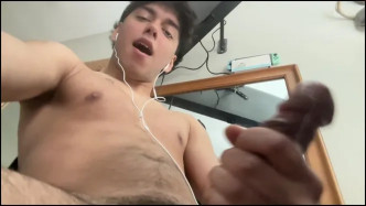 0hq47bp8cxilfu5xtfzjh Source video