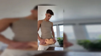 0hg7nn2q7vr5yc3mlri74 Source video