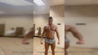 22 02 22 Flexing video