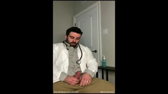 Jerking Off And Shooting A Big Load – Doctor Role Play – JordanxBrandt – Gay For Fans (1) video