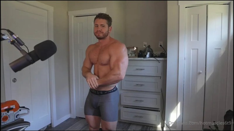 Hotmuscles6t9 1553 video