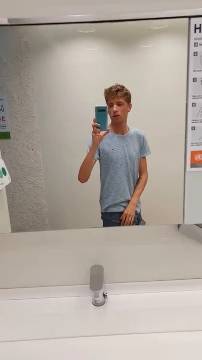 0guzfwunos2ohmz9v30x0 Source video