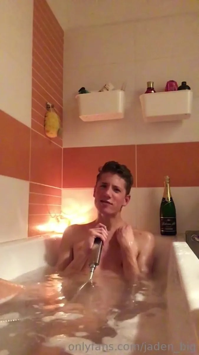 Axy9WEbPCNLOXSJugKIVnz3ZmXqyqhgV video