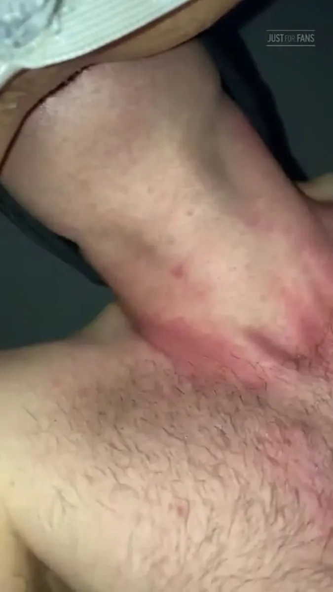 This Was A Random Hook Up With A Guy Who Was Visiting My City For Work Reasons Beyond That I Cant Remember Who He Was But It Is Clear From The Video That I Welcomed Him With A Preloaded And Wet Hole video