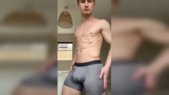 0holt3u8z5u3mbe2sj8a7 Source video