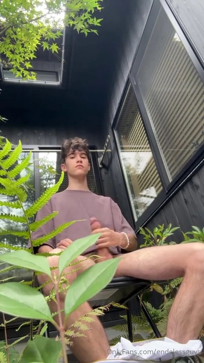 Nolan (137) video