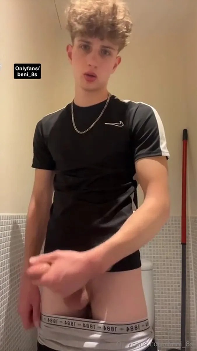 0i0mroc9twjgm99hox763 Source video