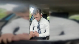 0h26za7zxly95s5s59acm Sneaky Car Wank video