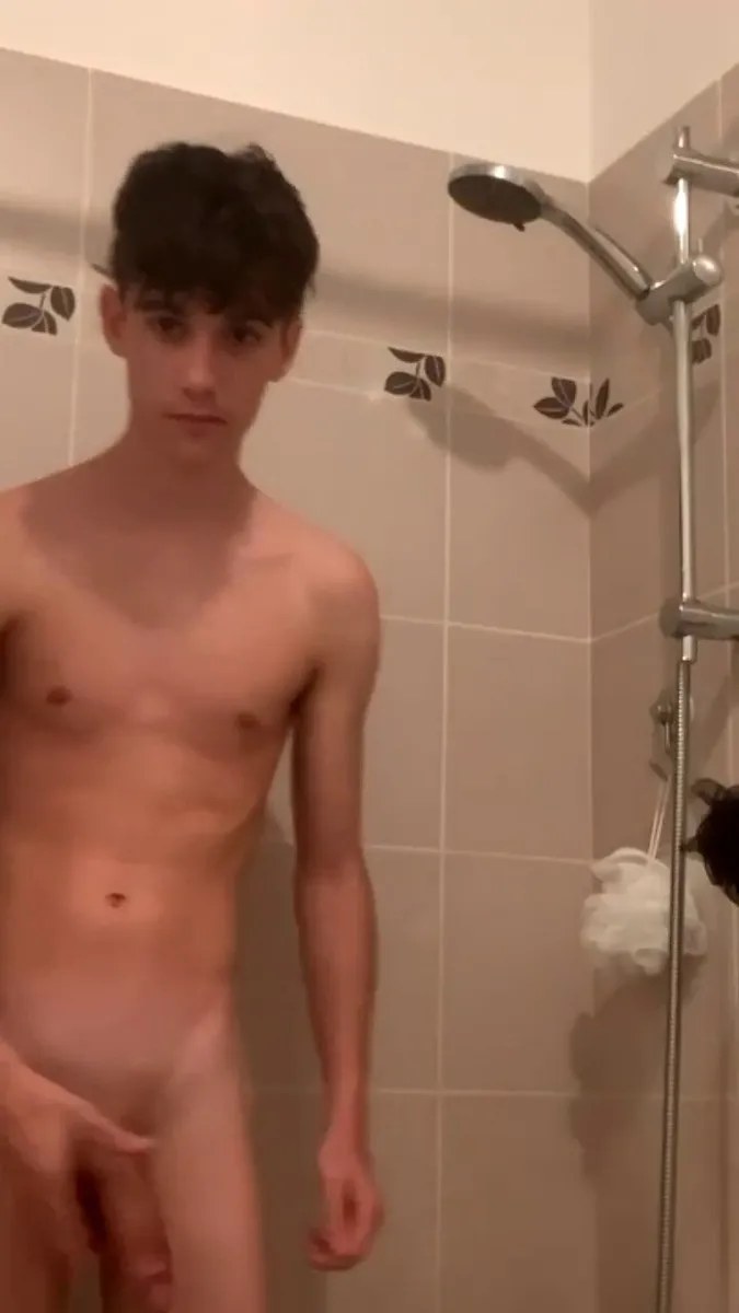 Live (2) video