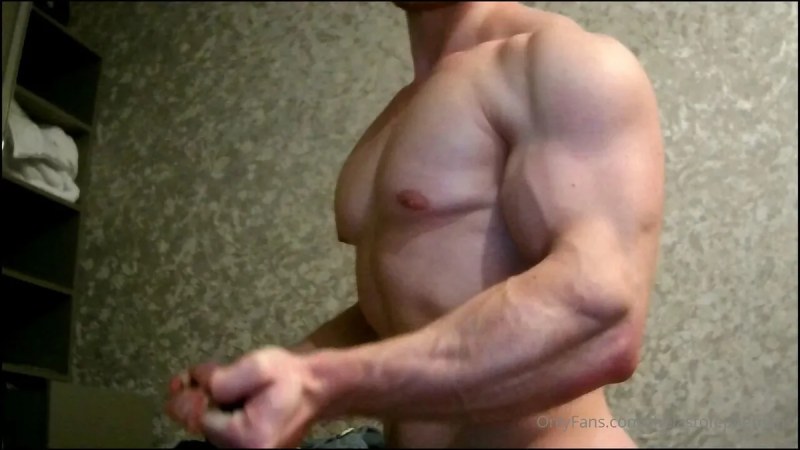 143f9460 E93c 424b 8b54 0cf645a650c7 video
