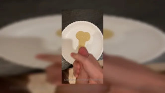 0gxg7pijw6m1wd6vk6u00 Source video