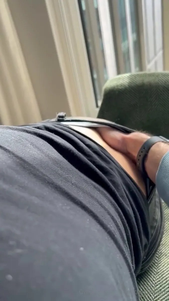 0hsrxjlnfiatrr6rvv0tr Source video