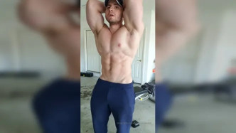 Hotmuscles6t9 0450 video