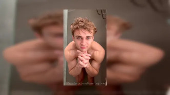 0hbqw0oeofatxt0vq01jz Source video