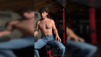 0hklsod40zc6ztwufcmsk Source video