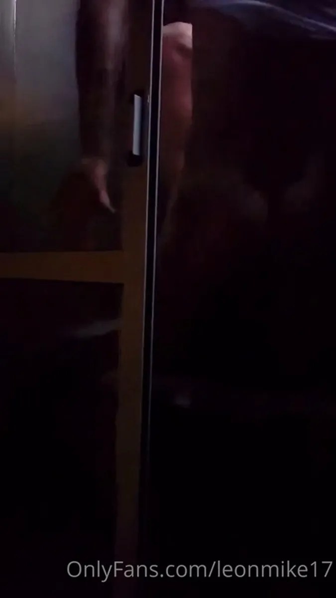 Leonmike17 (81) video